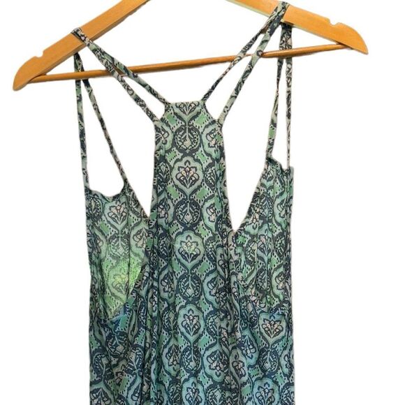 NWT. Tiare Hawaii. Blue Circle Print Romper. One Size. - Picture 9 of 10